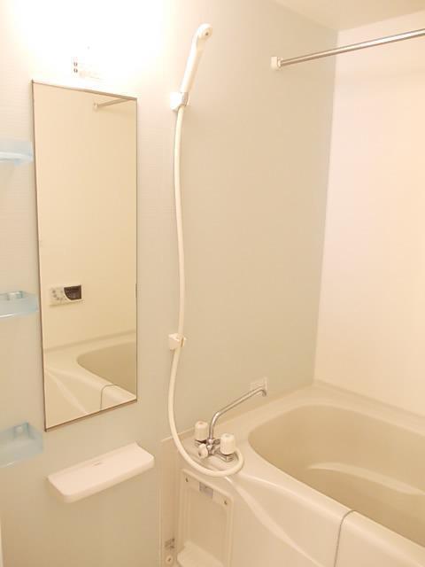 バス・シャワールーム　浴室