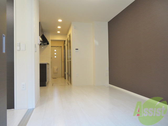 居室・リビング　こちらはオシャレで広々としたお部屋ですよー。