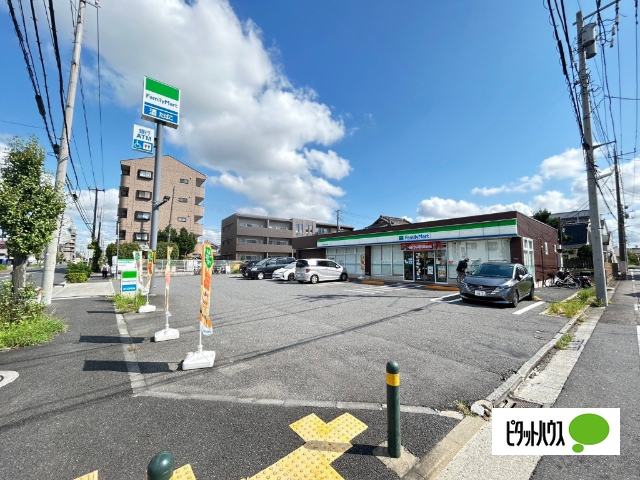 コンビニ　ファミリーマート南花畑四丁目店（コンビニ）まで305m