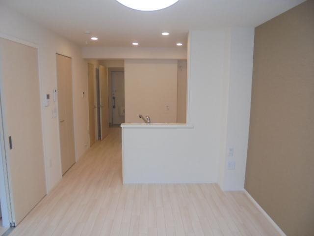 居室・リビング　※掲載情報と物件の現況が異なる場合、現況を優先するものとしま