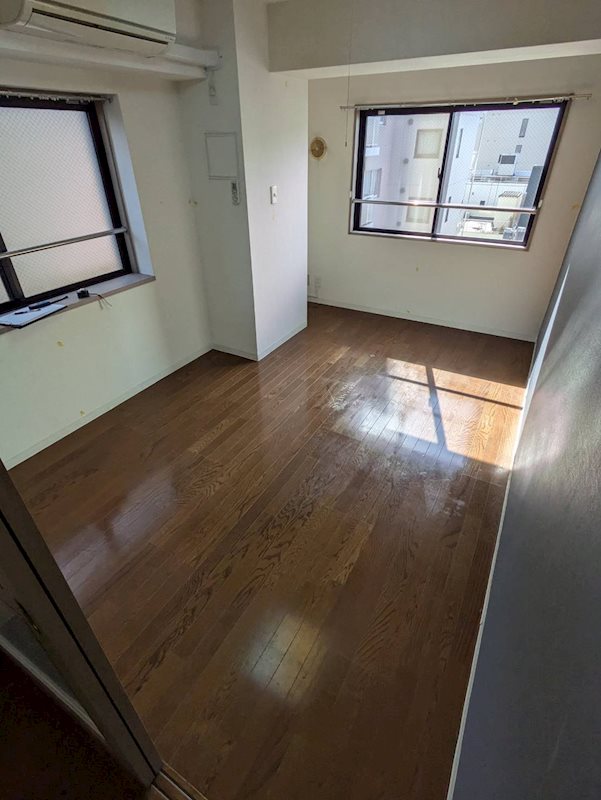 居室・リビング　ゆったり過ごせる居間です