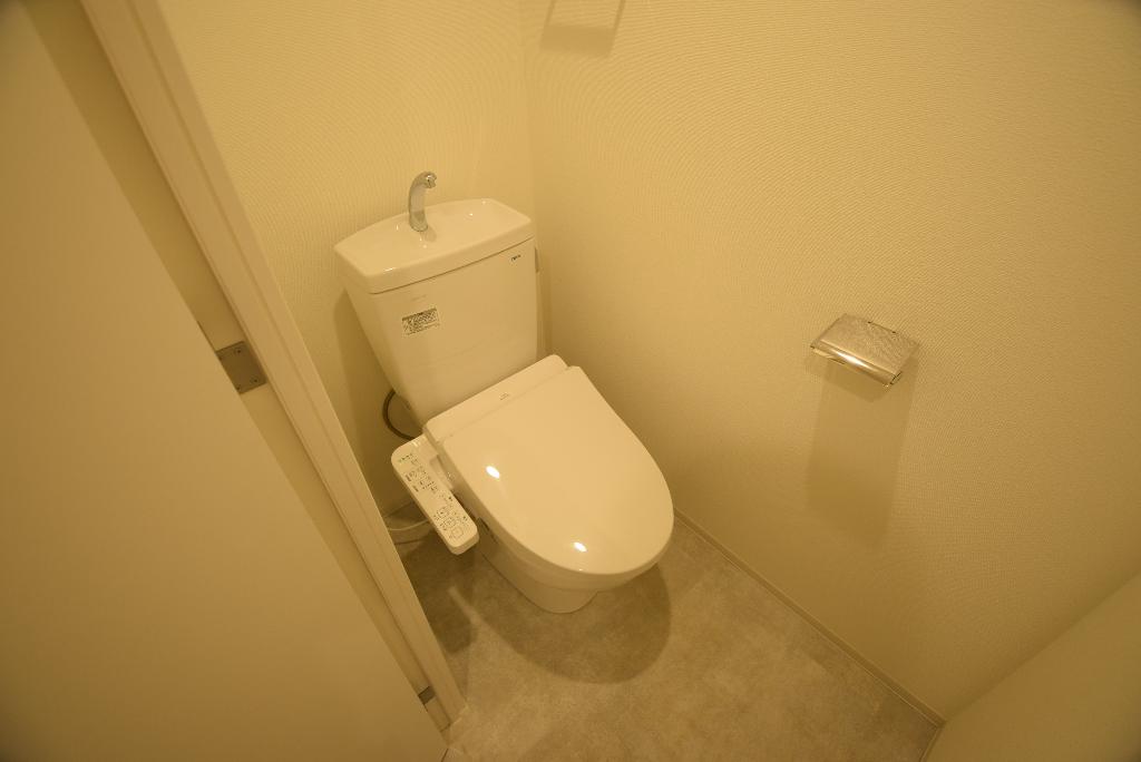 トイレ　シャワー付トイレ