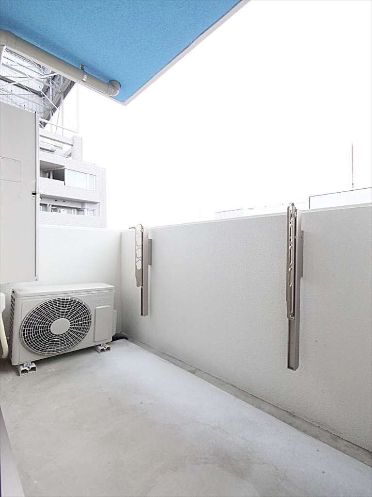 バルコニー　ベランダ　同仕様物件内装