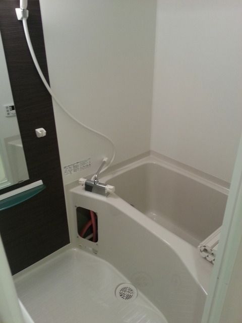 バス・シャワールーム　★★広々バスルーム★★