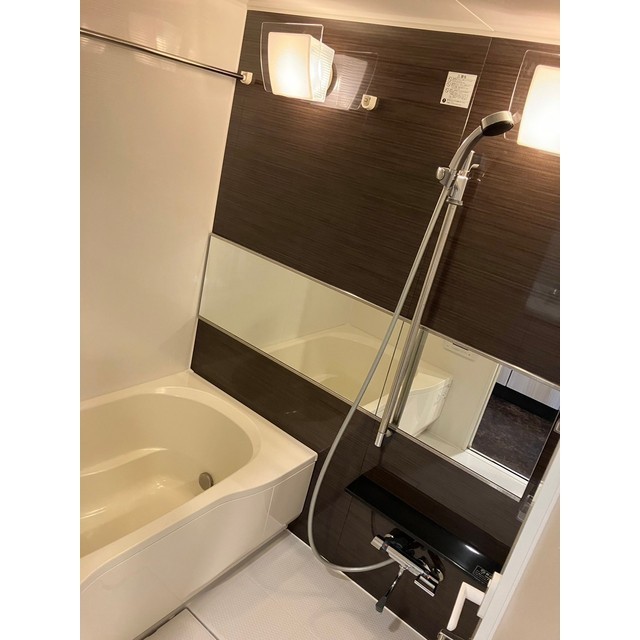 バス・シャワールーム　バスルーム