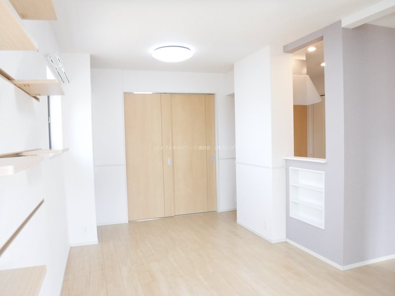 その他　写真は類似