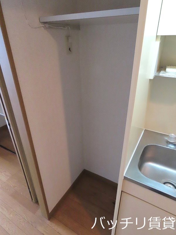 収納　＊画像は別号室の為、現状を優先いたします