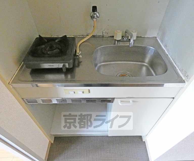 キッチン　キッチンです。