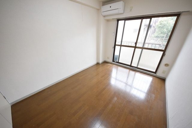 居室・リビング　★使いやすい形です★