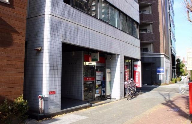 郵便局　大阪江戸堀郵便局（郵便局）まで158m