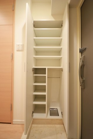 玄関　他部屋参考写真