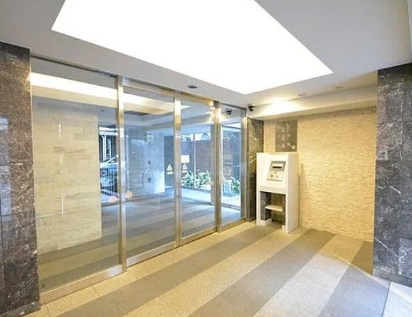 ロビー　建物の内部です