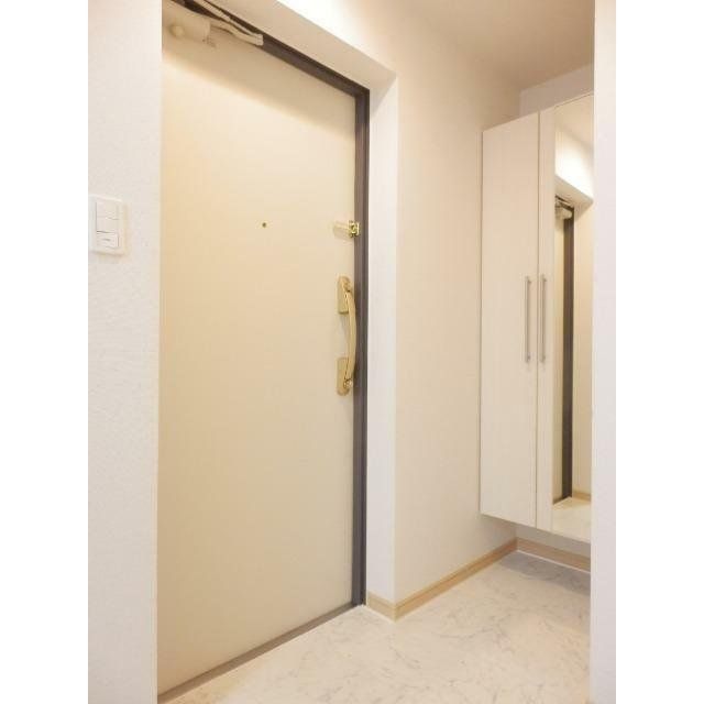 玄関　物件画像