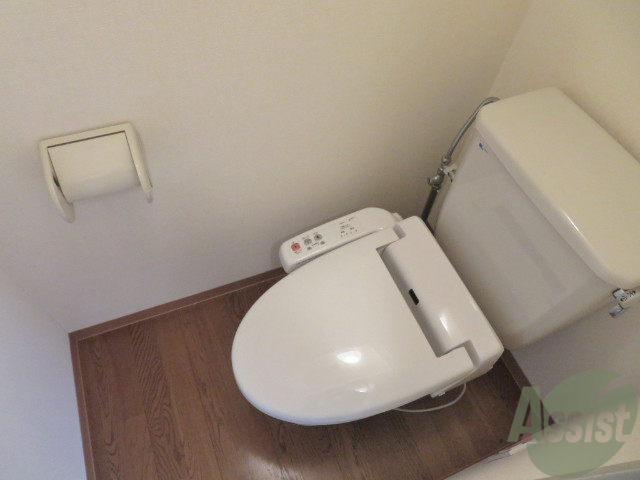 トイレ　トイレは、清潔感があり安心して使用できます。
