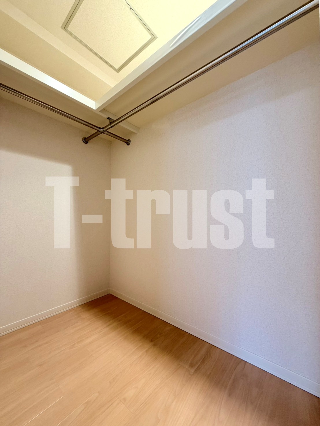 収納　別部屋・反転タイプ