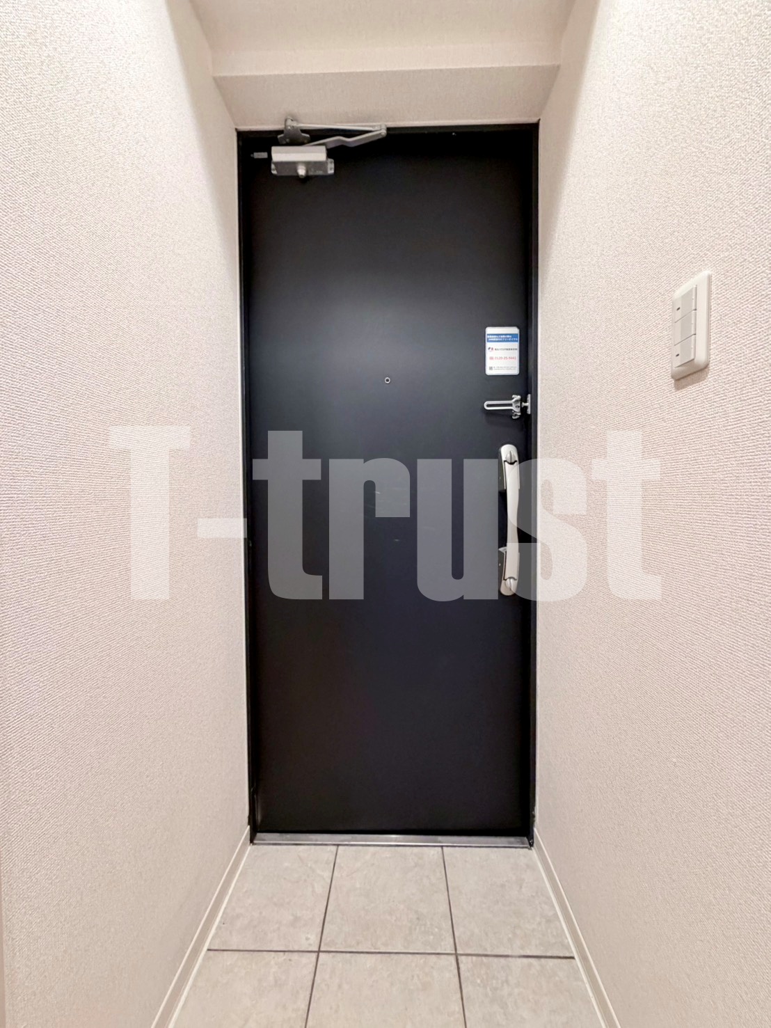 玄関　別部屋・反転タイプ