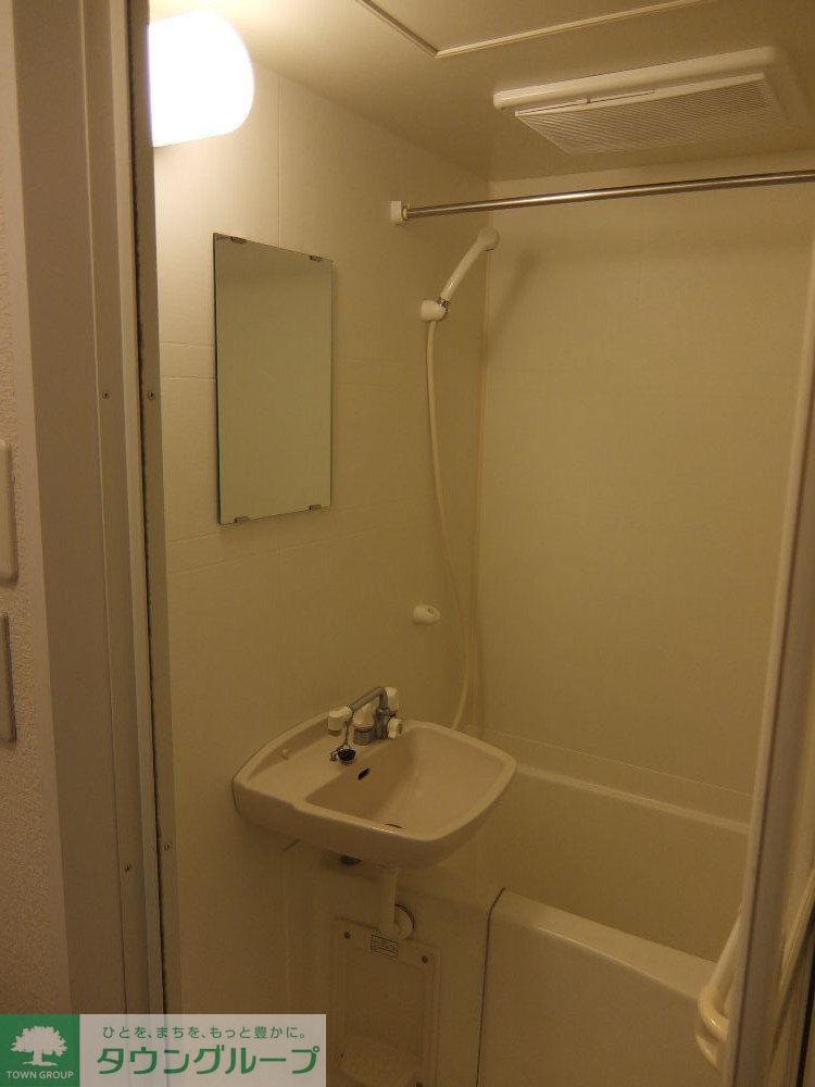 バス・シャワールーム　浴室換気乾燥機付きのお風呂