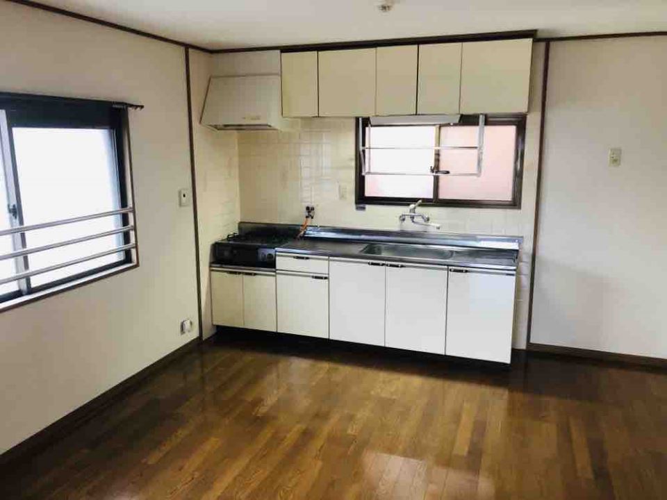 キッチン　９．５畳のＬＤＫです