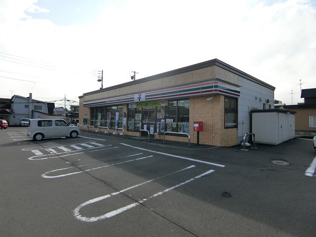コンビニ　セブンイレブン恵庭駒場町店（コンビニ）まで432m
