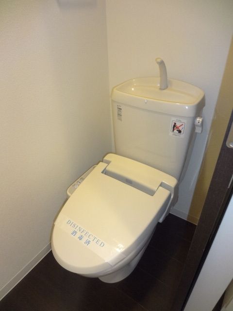 トイレ　☆温水洗浄便座☆