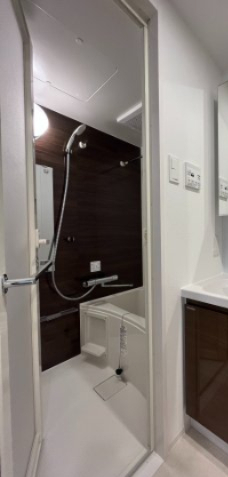 バス・シャワールーム　別室参照（カラータイプが異なる場合があります）