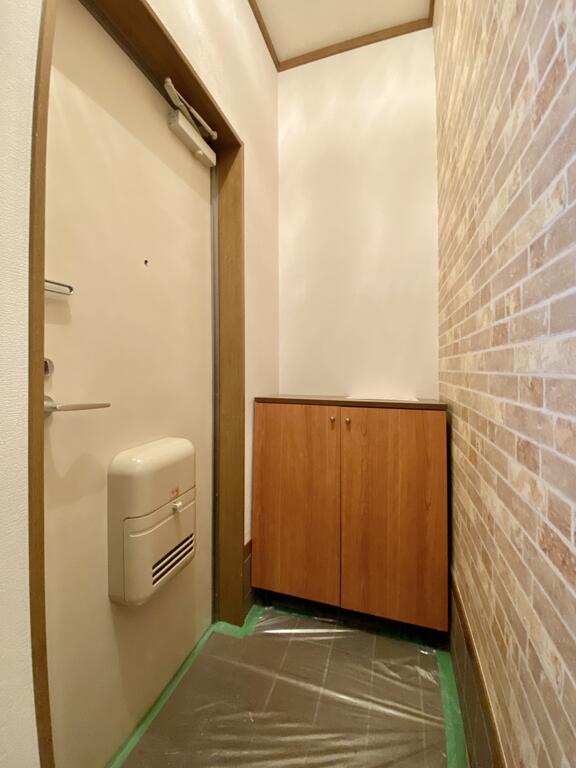 玄関　同間取り別部屋参考画像です