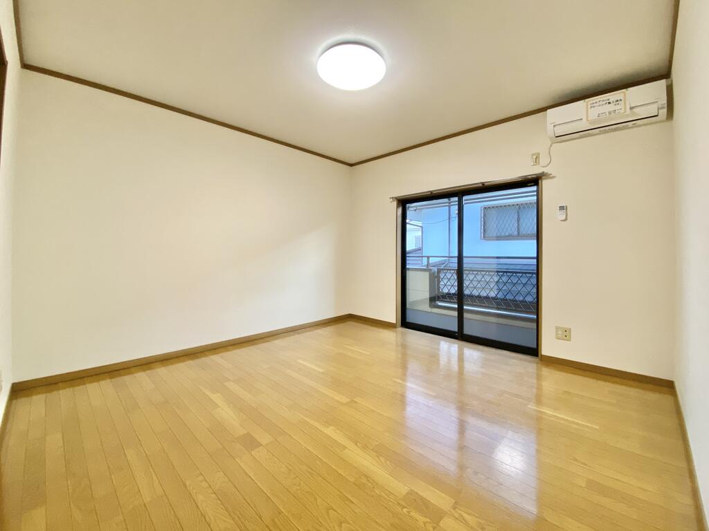 居室・リビング　同間取り別部屋参考画像です