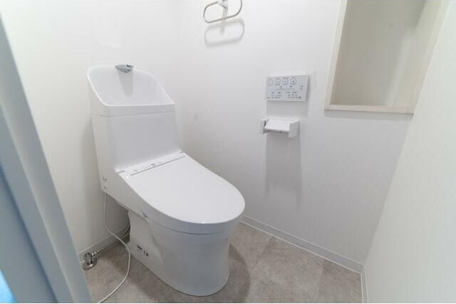 トイレ　参考写真