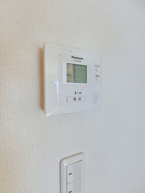 セキュリティ　モニター付きインターホン☆