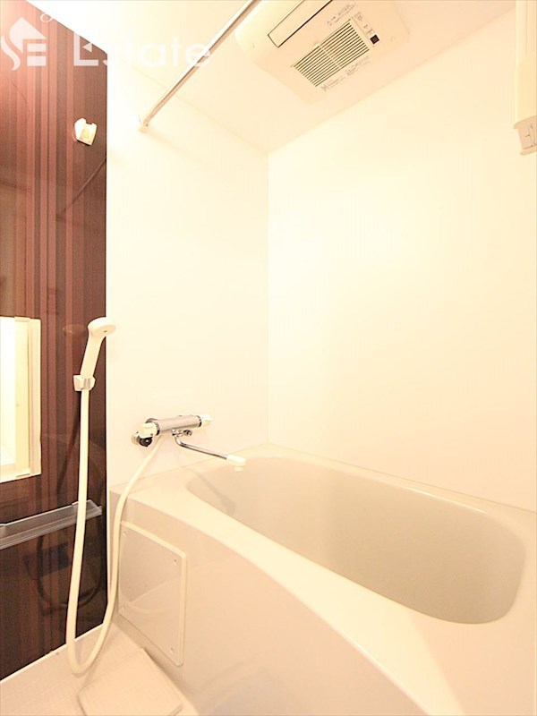 バス・シャワールーム　バスルーム