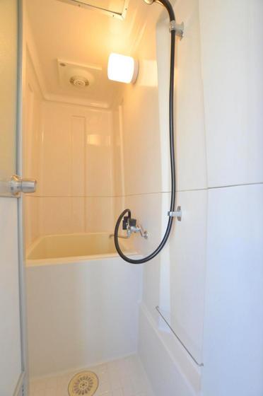 バス・シャワールーム　やっぱりバス・トイレ別♪