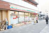 コンビニ　セブンイレブン川崎日進町南店（コンビニ）まで425m