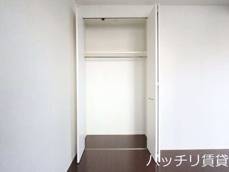 収納　別号室タイプの為、現状を優先いたします