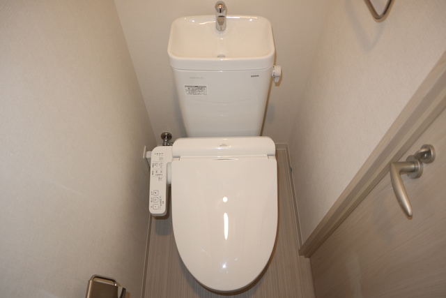 トイレ　ウォシュレット