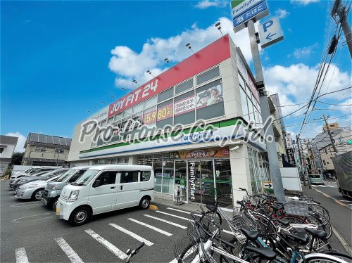 コンビニ　ファミリーマート 田無町三丁目店（コンビニ）まで235m