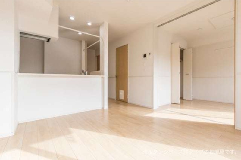 居室・リビング　図面と現状に相違がある場合には現状を優先