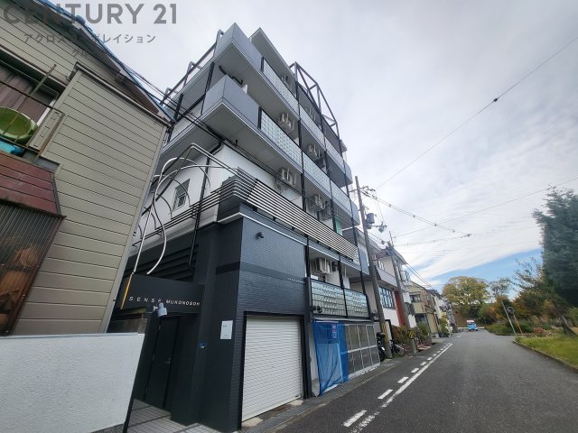 建物外観　カメラ付きインターホン完備☆