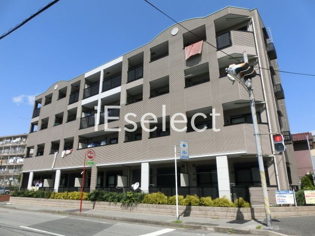 建物外観　日当り良好ですよ。