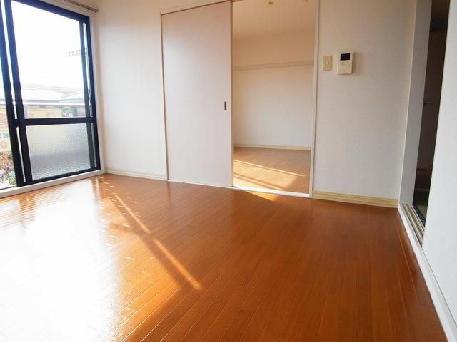 その他部屋・スペース　☆南向きの角部屋なので気持ちがいいですね☆