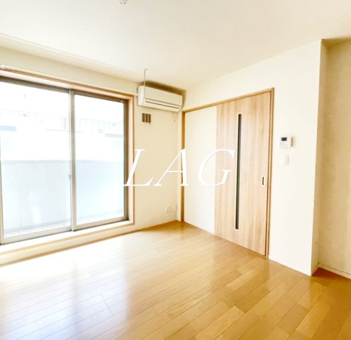 居室・リビング　洋室のお部屋です。