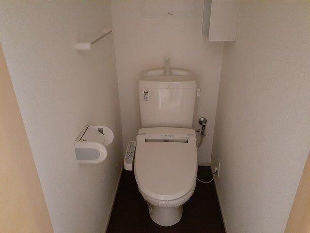 トイレ　★ウォシュレット付きの快適なトイレ★