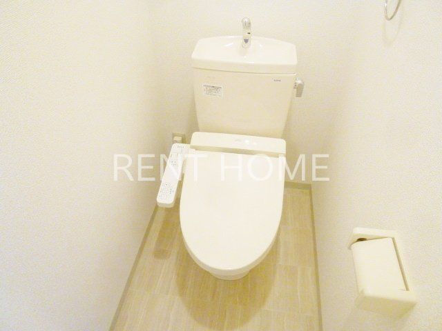 トイレ　ウォシュレット付き