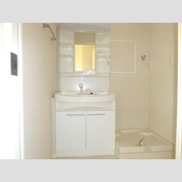 洗面設備　室内洗濯機置き場