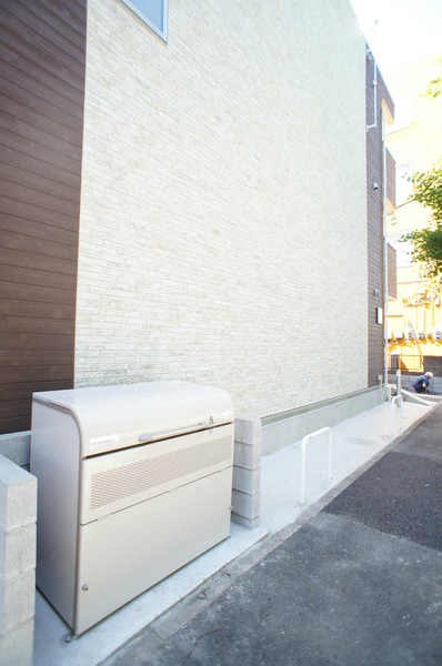 その他　敷地内ごみ置き場です。