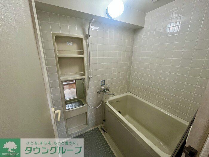 バス・シャワールーム