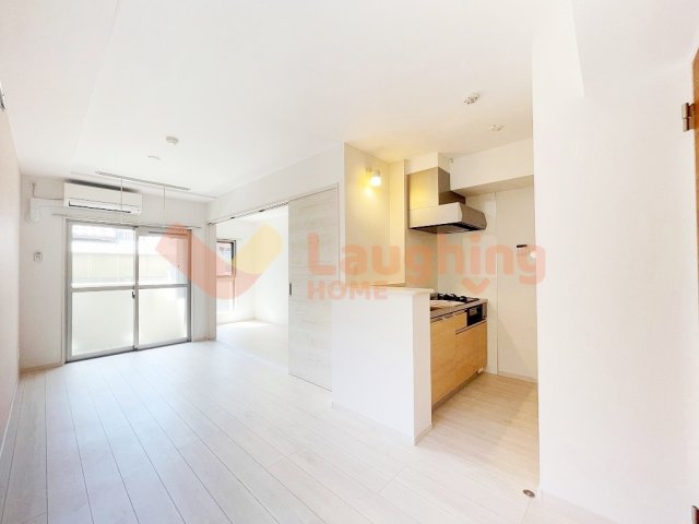 居室・リビング　ゆったり過ごせるリビングです※別号室の写真になります