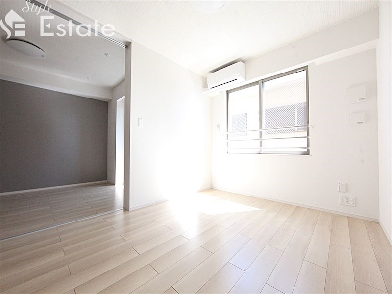 居室・リビング　内装