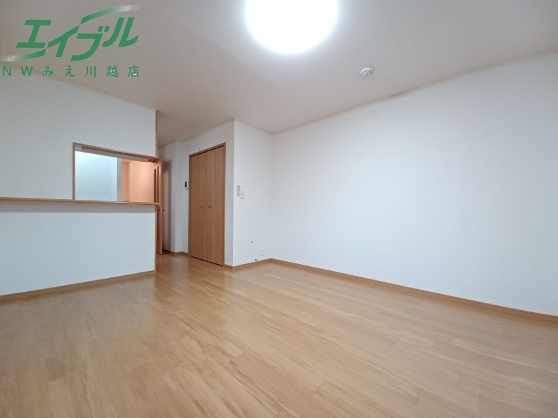 居室・リビング　同型タイプ写真