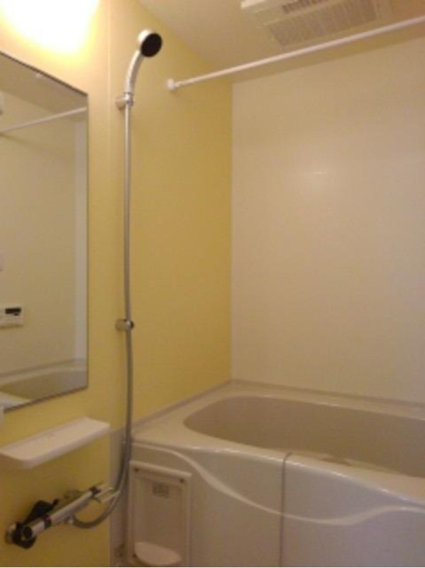 バス・シャワールーム　図面と現状に相違がある場合には現状を優先