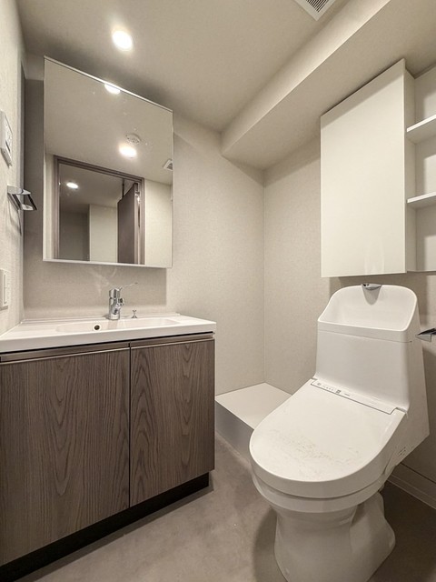 洗面設備　※写真は同タイプ住戸です。